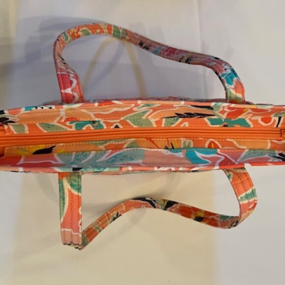 VERA BRADLEY | Rainforest Lily Coral Pattern Tote-Like NEW! - Picture 16 of 16
